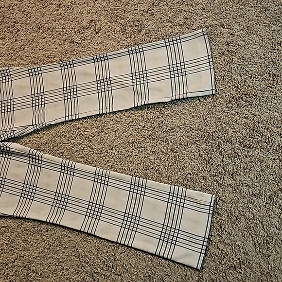 NY&Co 7th Ave plaid slacks - Picture 6 of 13